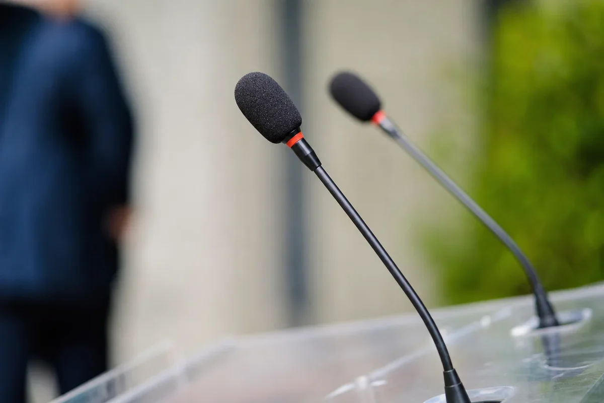 Tusk w Wietnamie apeluje do prezydenta w sprawie polskiej dyplomacji