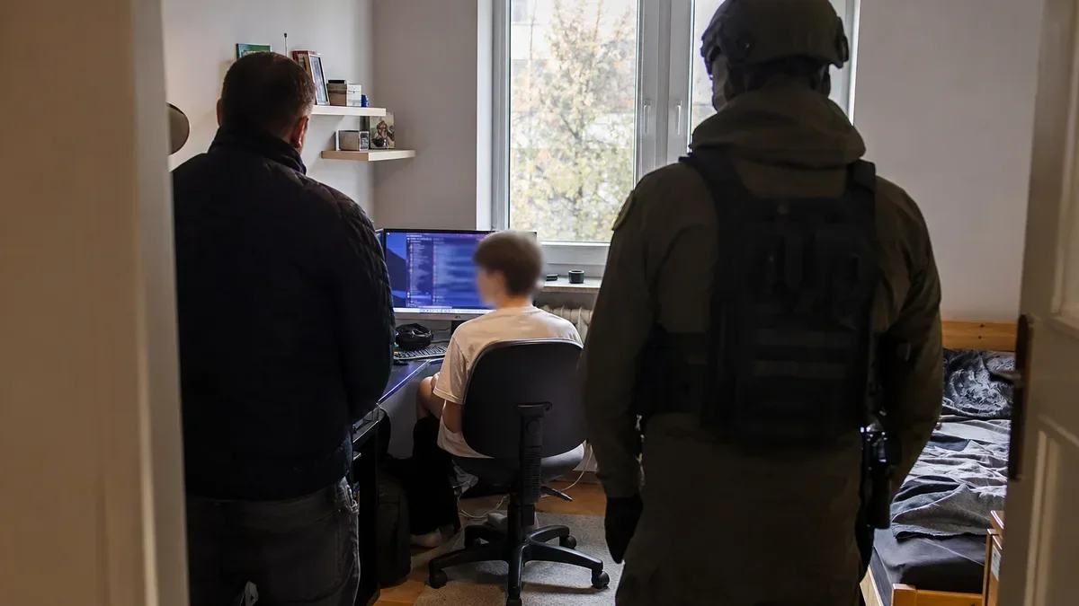 Policja łączy dane w jednym systemie. Trop prowadzi także do kryptowalut