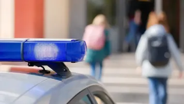 Kontrole policji przy szkołach. Jutro ma działać 20 tys. funkcjonariuszy