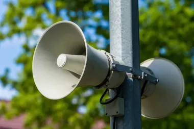 Alert RCB dla powiatu kamiennogórskiego: ćwiczenia systemu alarmowania