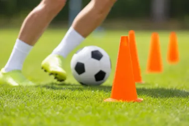 PKO BP Ekstraklasa wraca po przerwie. Raków szuka odbicia, Lech goni lidera